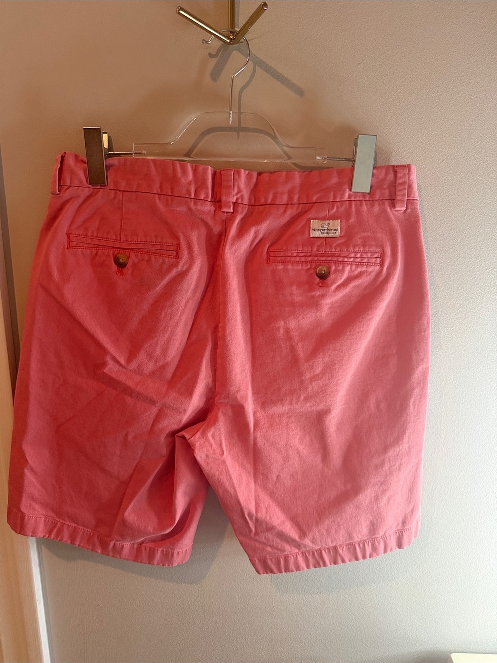 Vineyard Vines Men's Coral Flat-Front Chino Shorts - Picture 3 of 3
